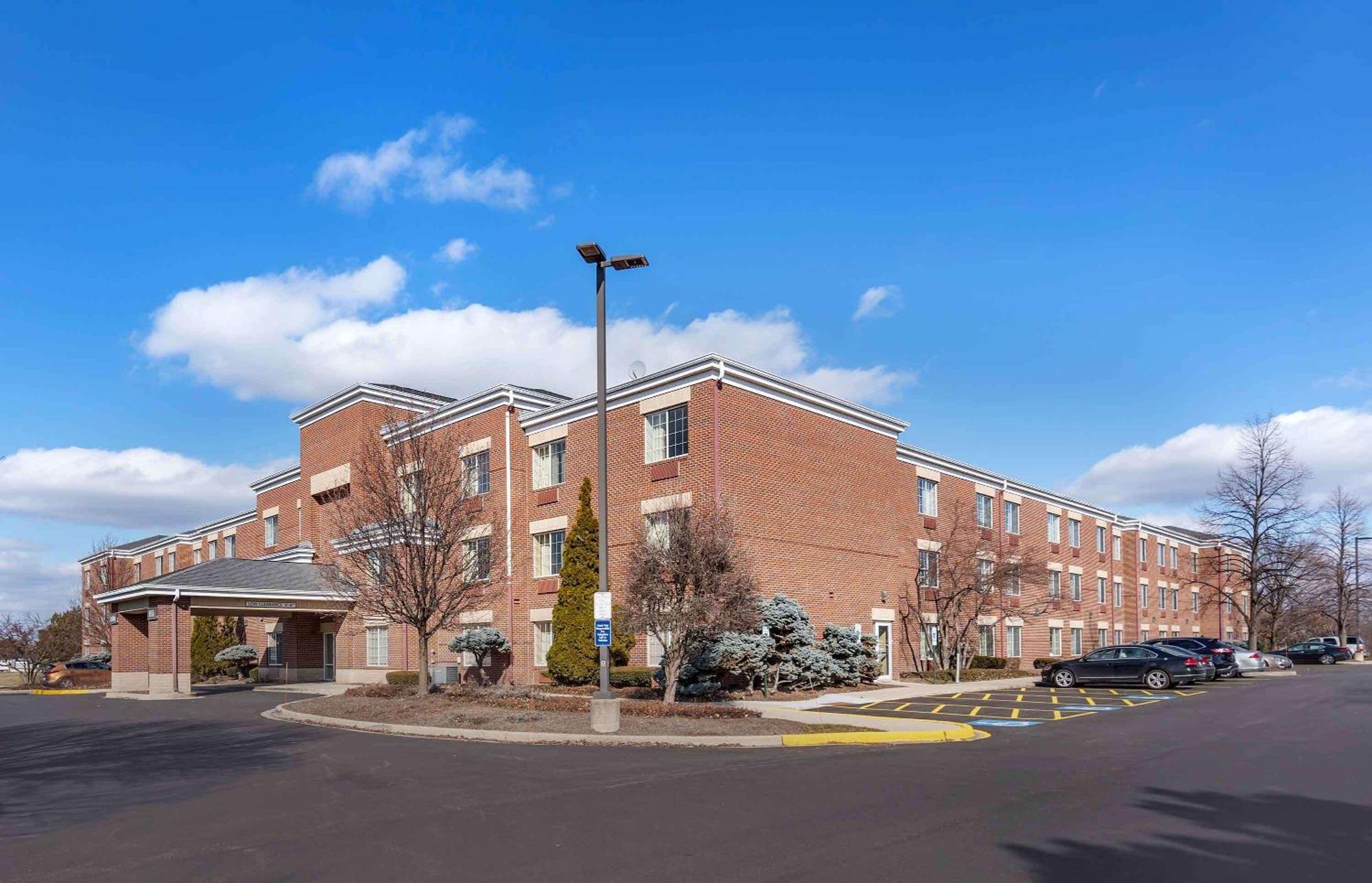Extended Stay America Select Suites - Chicago - Westmont - Oak Brook Dış mekan fotoğraf